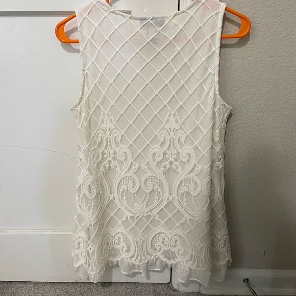 Alfani White Lace Top Size Small - Picture 2 of 5